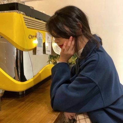 8张超好看的女生真人专属头像合集