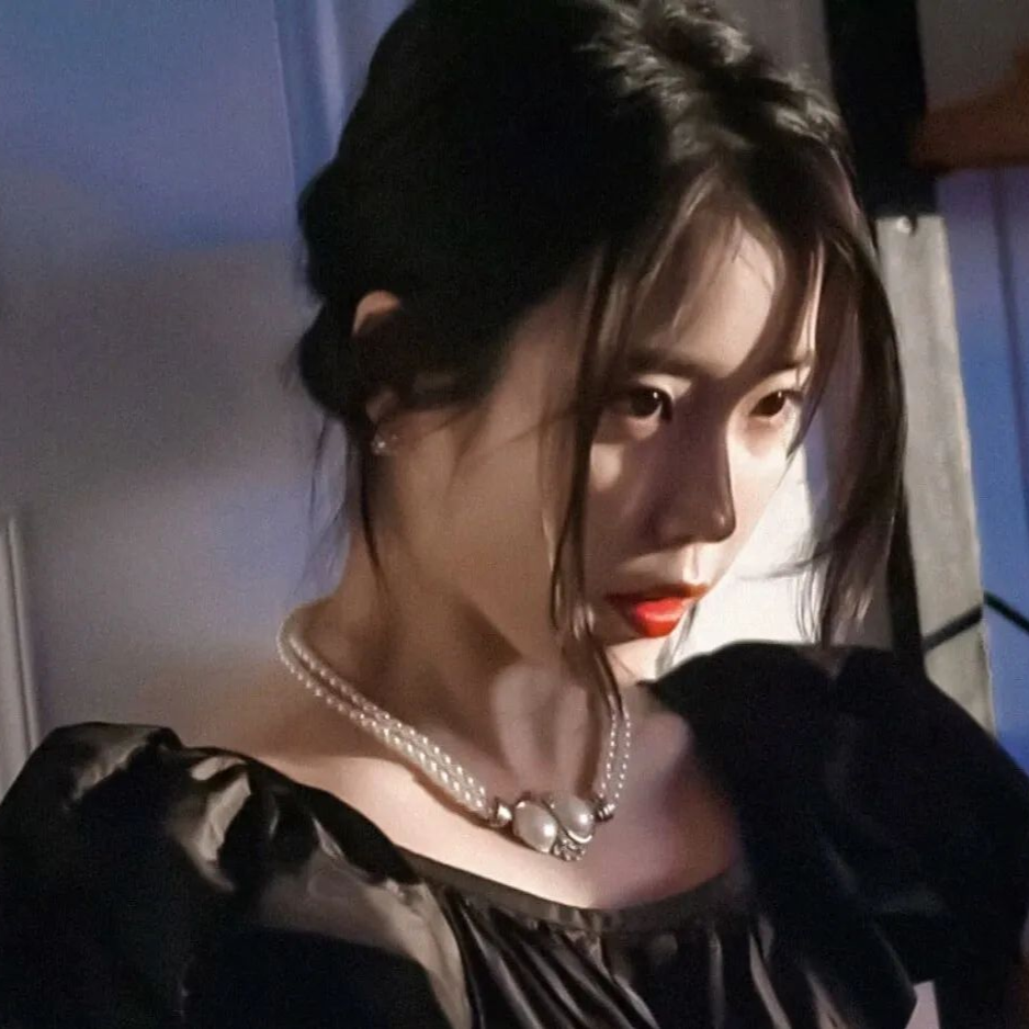 微信超酷冷酷高冷女生头像 10张合集