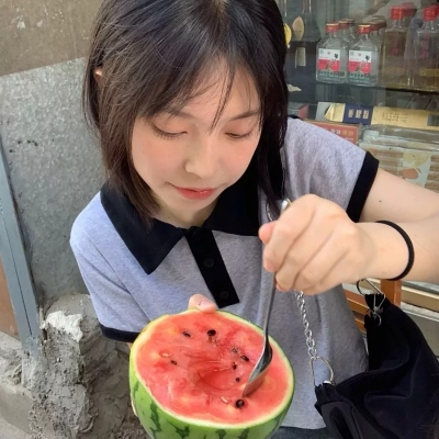 14张青春感拉满的真人露脸清纯女生头像