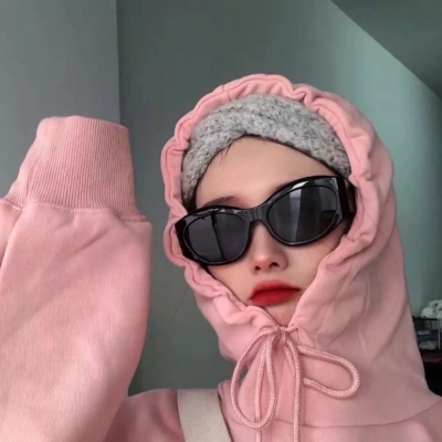 18张超酷真人女生微信头像合集 直接用不踩雷