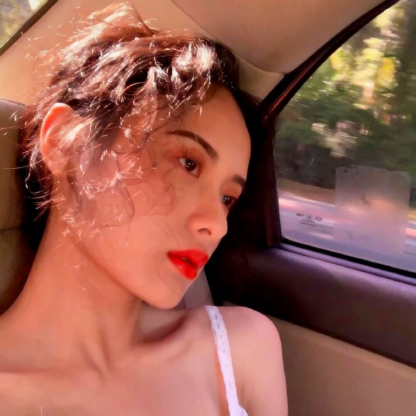 36张氛围感拉满的气质女生头像合集 唯美又有个性