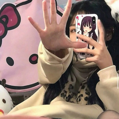 超火的女生QQ头像合集 8张高清无水印