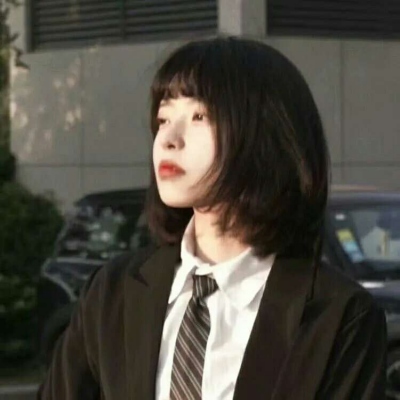 热门女生高清头像合集 共20张