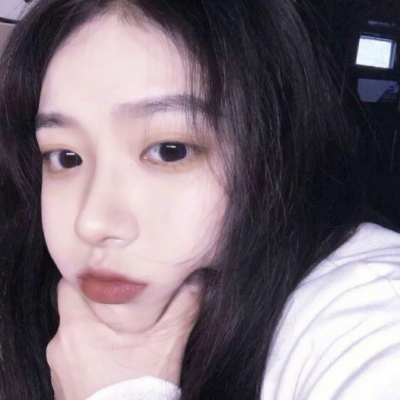 36张真人女生卖萌可爱微信头像 软萌感拉满