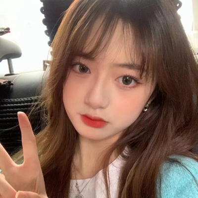 适合网恋的有气质真人女生头像合集（18张）