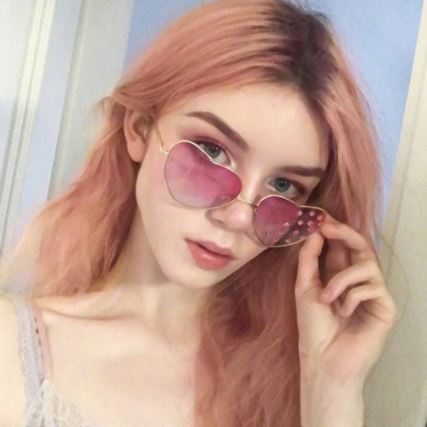 14张超清高冷款欧美范外国女生头像合集