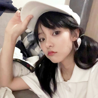 30张高清真人女生优质QQ头像 颜值在线超适配