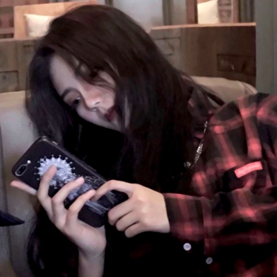 36张港味霸气女生头像 高清新潮的复古港风女头合集