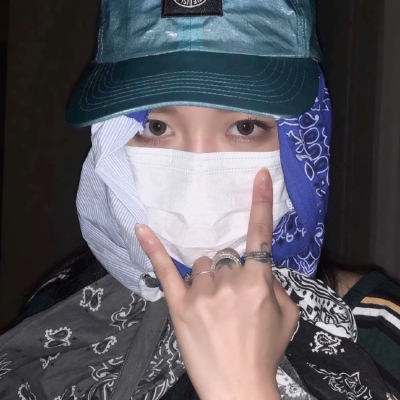 抖音超酷女头像合集！14张高清超拽超丧风格女生头像