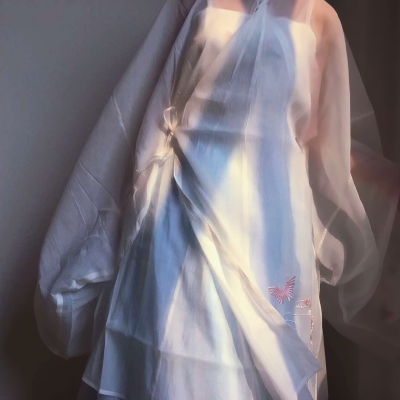 8张高清不露脸的古风女生真人部位头像合集