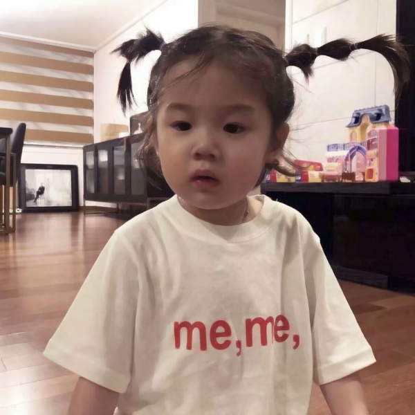 22张高清软萌女娃微信头像合集