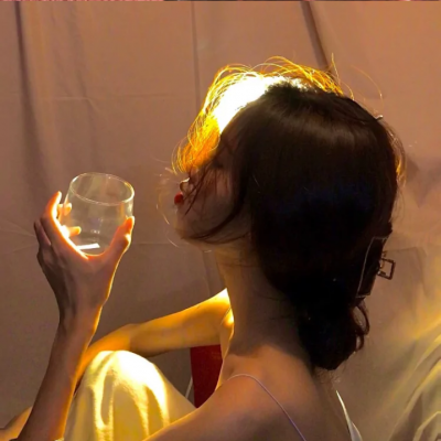 微信超酷冷酷高冷女生头像 10张合集