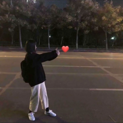 超甜发射爱心闺蜜头像 一对两张高清图来啦