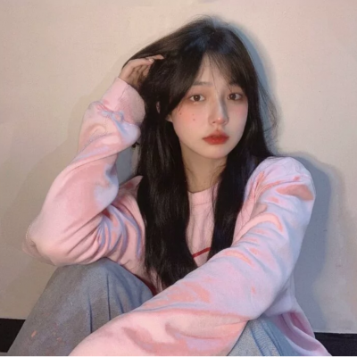 超火的微信女生头像来啦！这里有12张高清图可以用