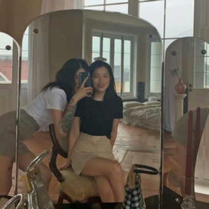 自带仙女气质的小姐姐头像合集 共12张