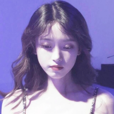 36张高清伤感漂亮女生头像 失恋氛围感拉满