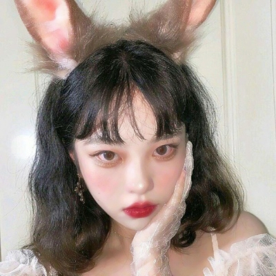 26张高清霸气御姐范头像 高冷女生头像合集