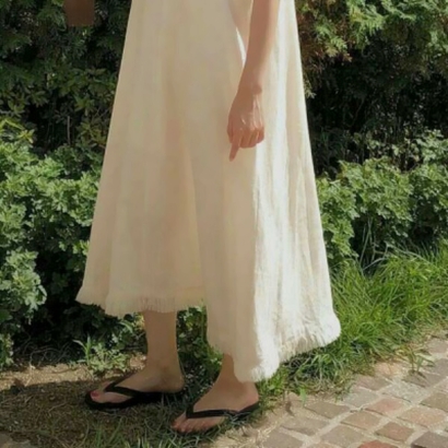 18张高清森系复古部位女头 氛围感拉满的女生头像合集