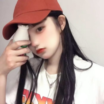 当下热门高清真人女生头像合集 共36张