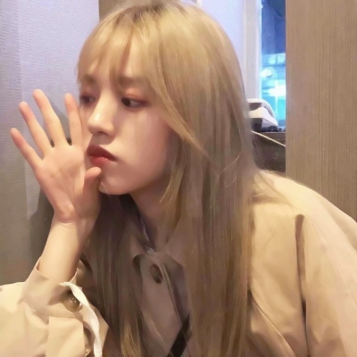 微信真人女生头像合集！25张高清真人图整理好了