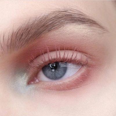 最新欧美女头像高清图合集 共13张