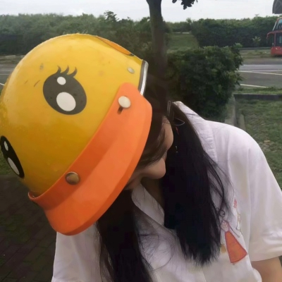 又酷又有个性！20张ing风格女生高清头像分享