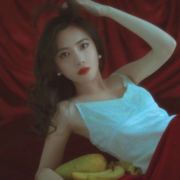 30张高清气质款微信头像 优雅有品位的女生头像合集