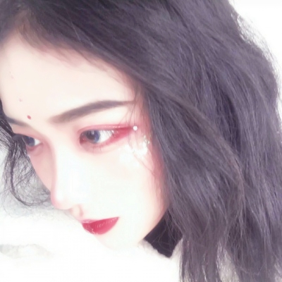 12张精选漂亮女生QQ头像 一次存够够用