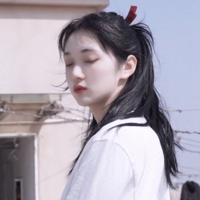 13张高清可爱气质女生头像 快来pick你的专属头像