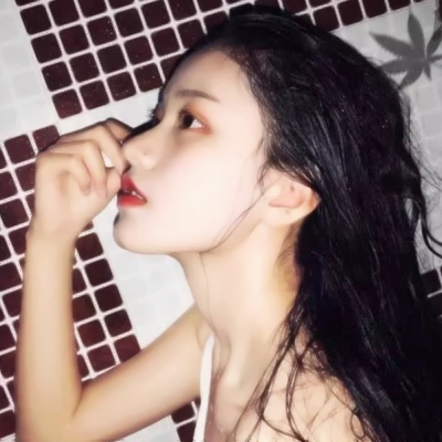 30张温柔又有气质的高清女生头像，氛围感拉满