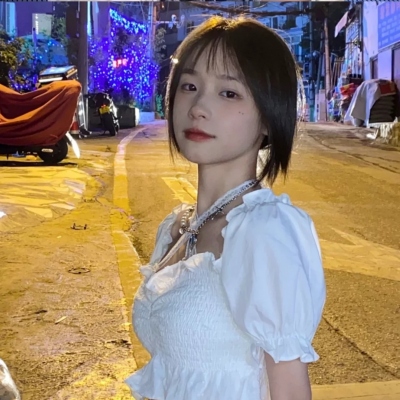 11张女生可爱呆萌真人微信头像 快存起来用