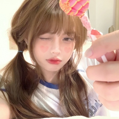 网红女生可爱高清头像合集 共10张