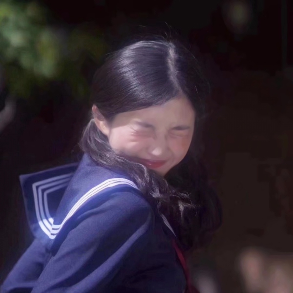 36张带复古感的小清新原宿风女生头像合集