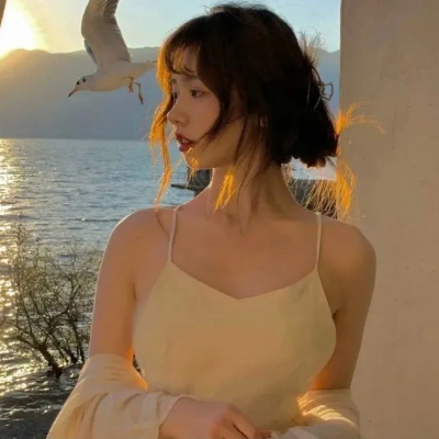 抖音超火女生头像合集 共16张