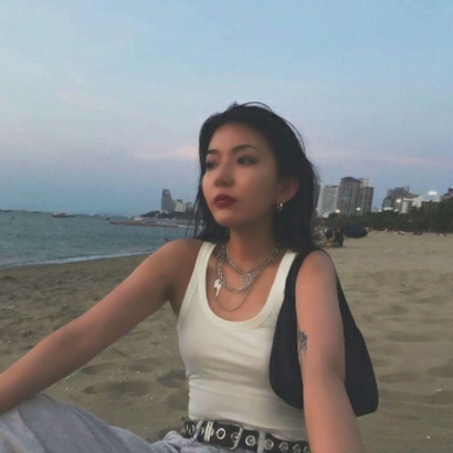 QQ女生伤感意境头像合集 20张高清头像分享
