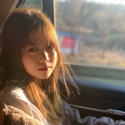 快手专属女生真人头像合集 共12张