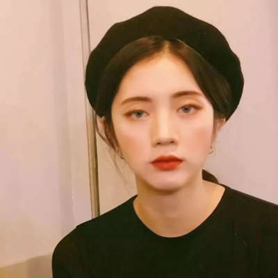 36张高清伤感漂亮女生头像 失恋氛围感拉满