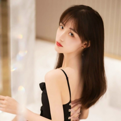 30张高清真人女生优质QQ头像 颜值在线超适配