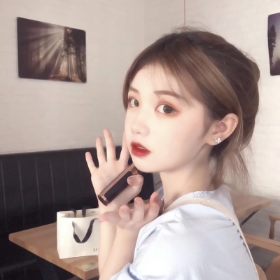 18张高清女生网图头像 新潮款一次看够