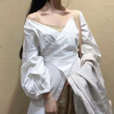 11张氛围感拉满的气质部位女生头像 高清无水印