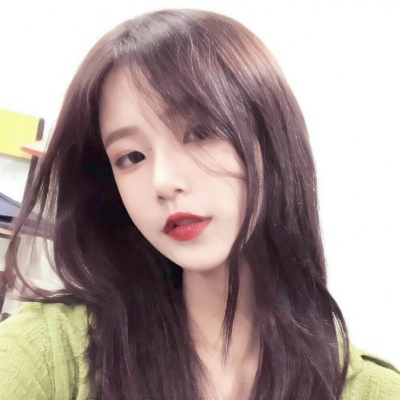 36张真人女生卖萌可爱微信头像 软萌感拉满