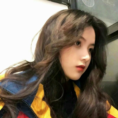 22张高清好看的女生素颜微信真人头像