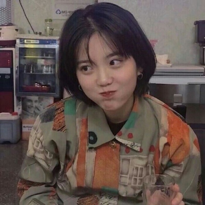 5月超治愈圆脸女生真人头像合集 20张直接存