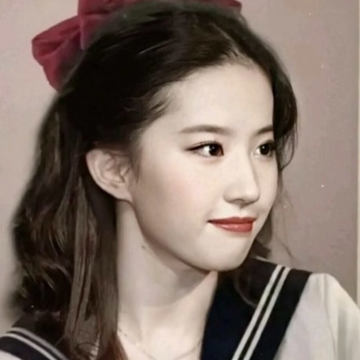 精选女生高质量头像合集，9张好看款直接存