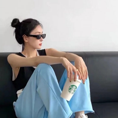 超飒！5张ins风霸气女生真人头像合集