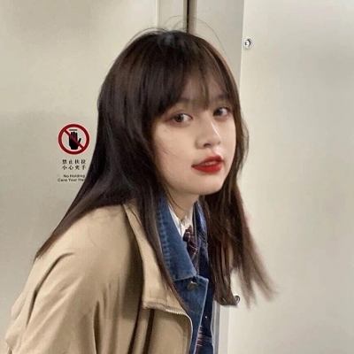 超火ins风！18张高质量真人女生头像合集