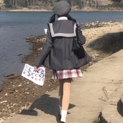 超酷不露脸半身JK女生头像合集 共11张