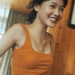 小众又高级！5张复古风真人女生头像分享