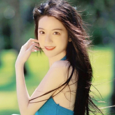 10张大方有气质的女生头像合集