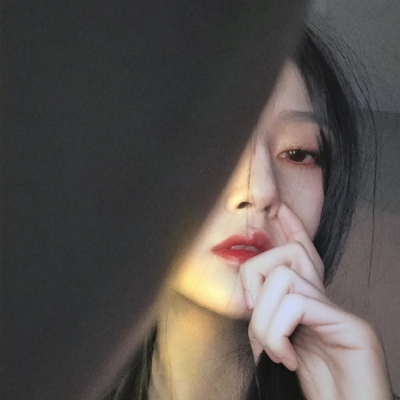 20张稀缺好看的女生头像合集